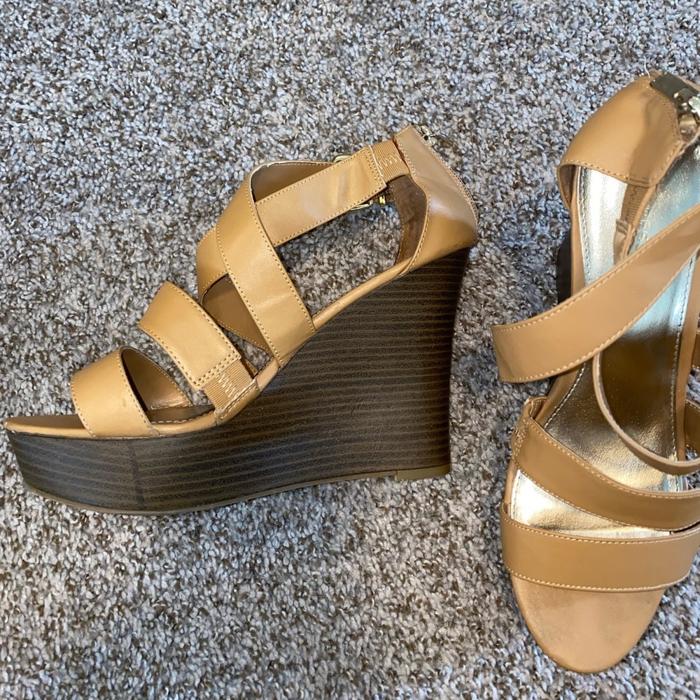 Express Wedges - Picture 5 of 5
